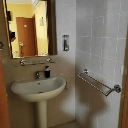 Vendégház Number 1 *